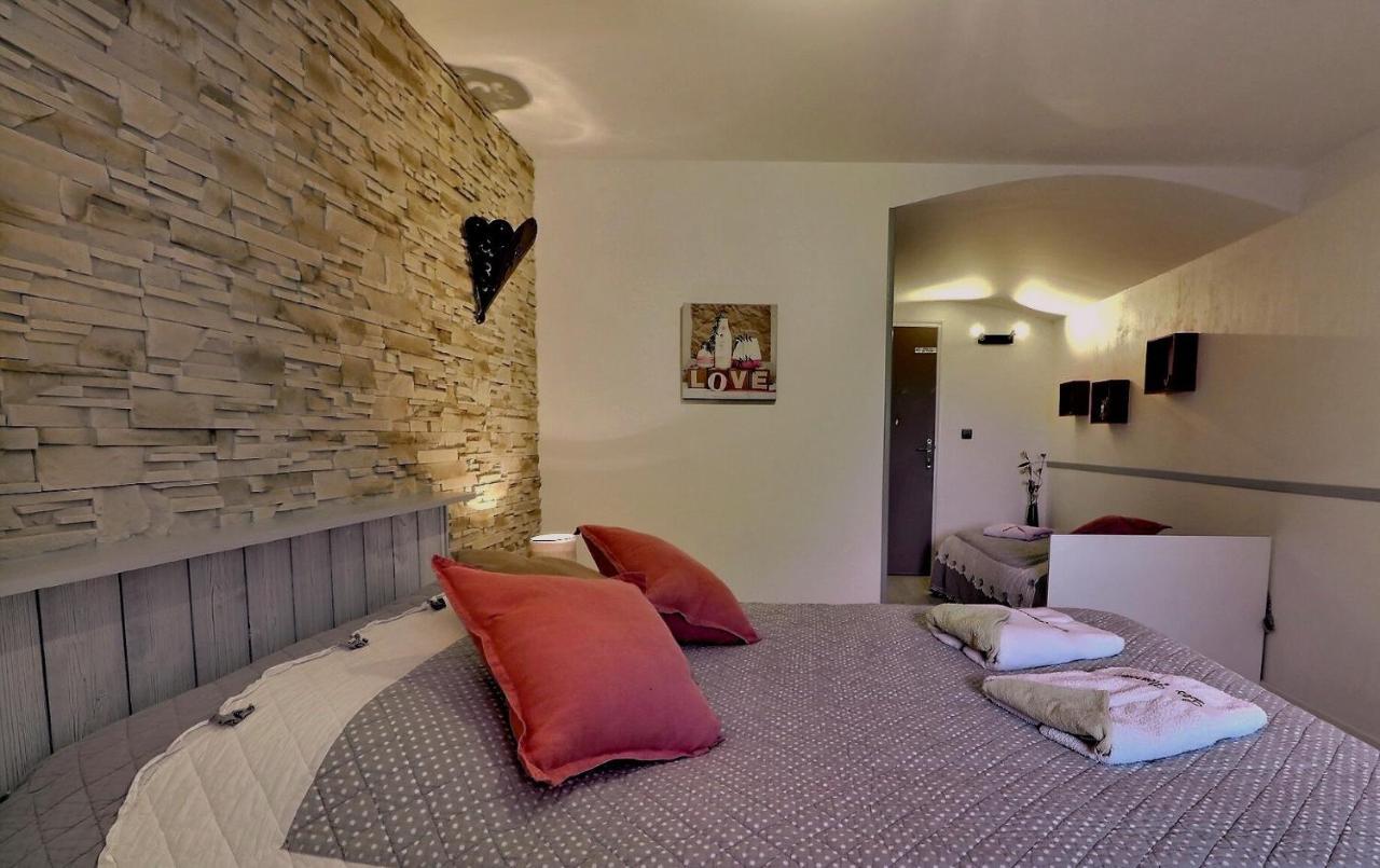 Chambres D'Hotes Les Fleurettes En Baie Du Mont Saint Michel Kültér fotó