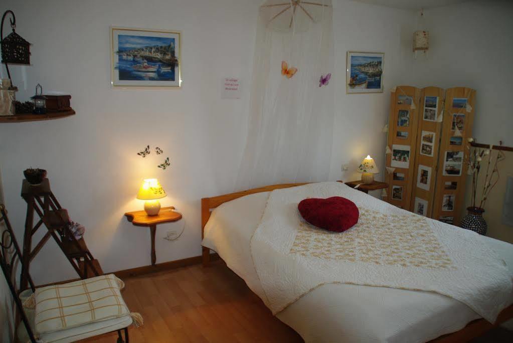 Chambres D'Hotes Les Fleurettes En Baie Du Mont Saint Michel Kültér fotó